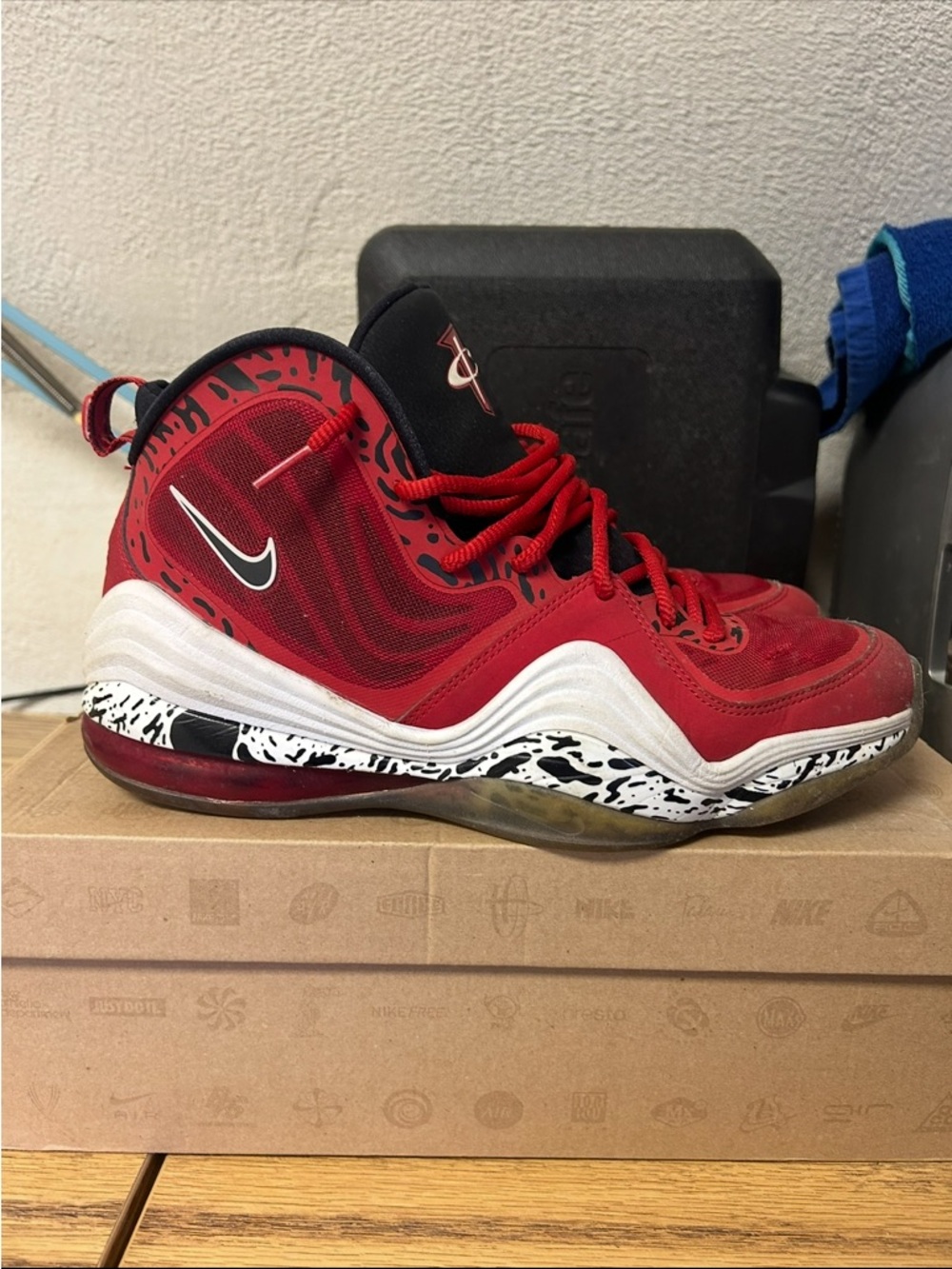 Nike Air Penny V